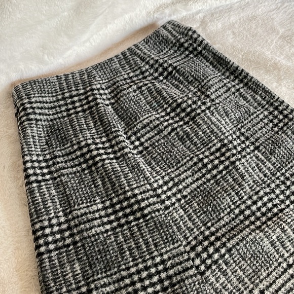 Uniqlo Wool Blend Flare Pencil Skirt - Picture 4 of 6